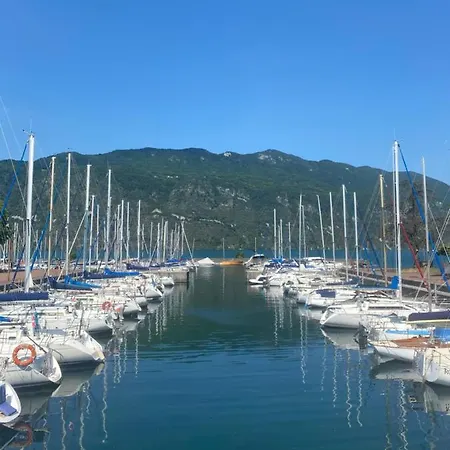 Résidence Neuve Entre Montagne Et Apartamento *